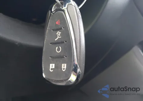 2018 Chevrolet Traverse Premier z USA, uszkodzony, nr VIN 1GNERKKW0JJ262418